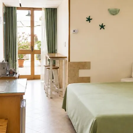 La Lampara Bed and Breakfast 3*